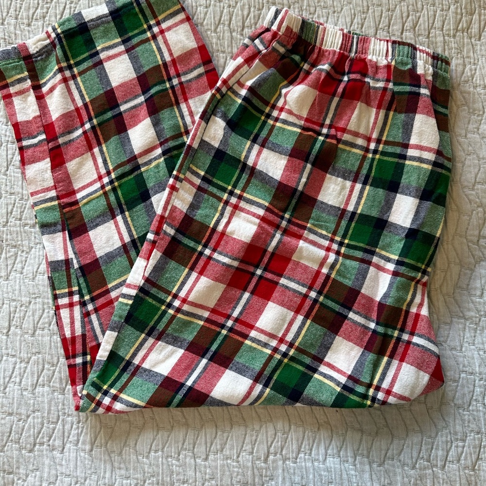 Jammies for your families. Size women’s 2X.